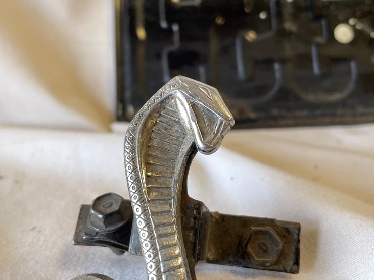 #5396-•-lot-of-vintage-auto-parts-(las-cruces,-nm)-image-18