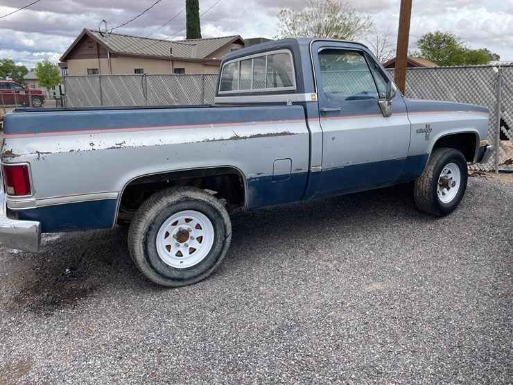 1981-chevrolet-k10-image-3
