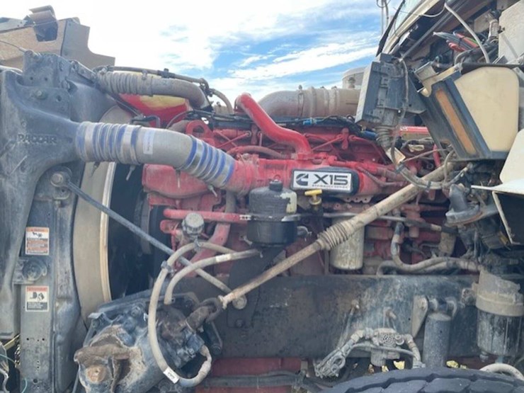 2019-kenworth-t800-image-10