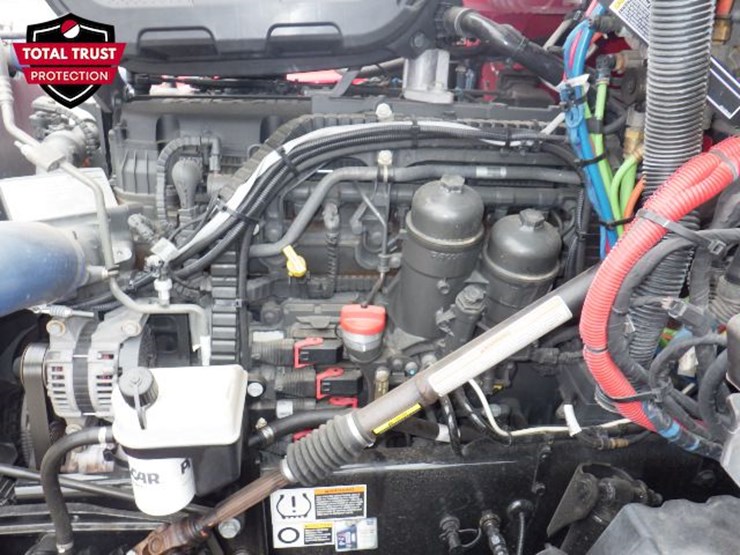 2023-kenworth-t680-image-19
