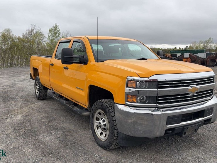 2016-chevrolet-silverado-3500hd-image-7