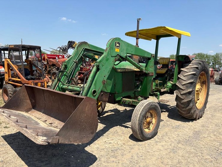 john-deere-2030-image-3