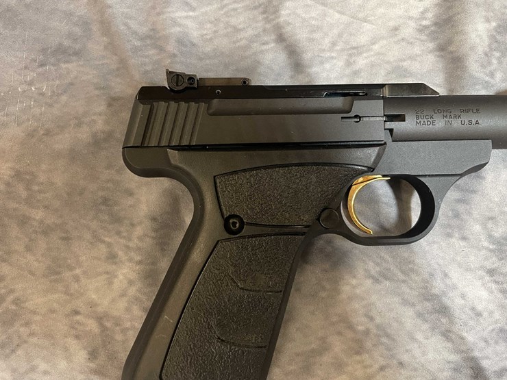 #10279-•-browning-buckmark-22-lr-pistol,-sn:-us515yx16135-image-4