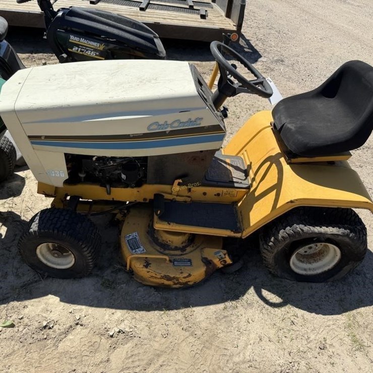 CUB CADET 1330