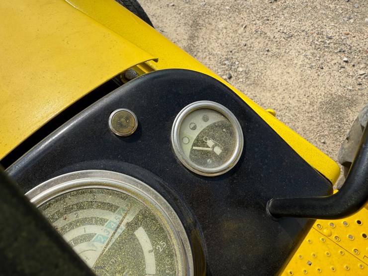 john-deere-301-image-27