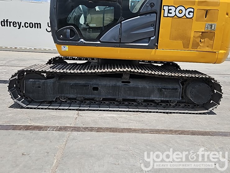 deere-130g-image-21