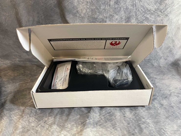 #10281-•-ruger-ec9s-9mm-luger-pistol,-sn:-461-74121-image-18