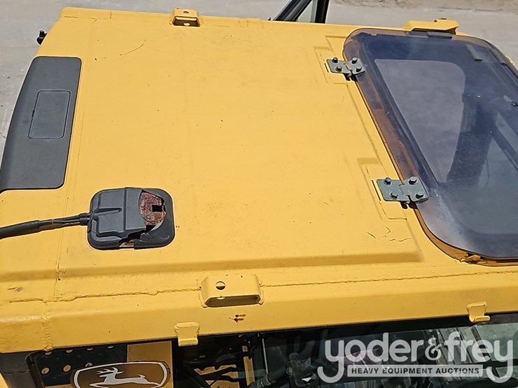 deere-130g-image-31