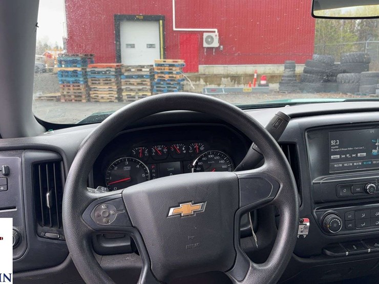 2018-chevrolet-silverado-1500-image-17