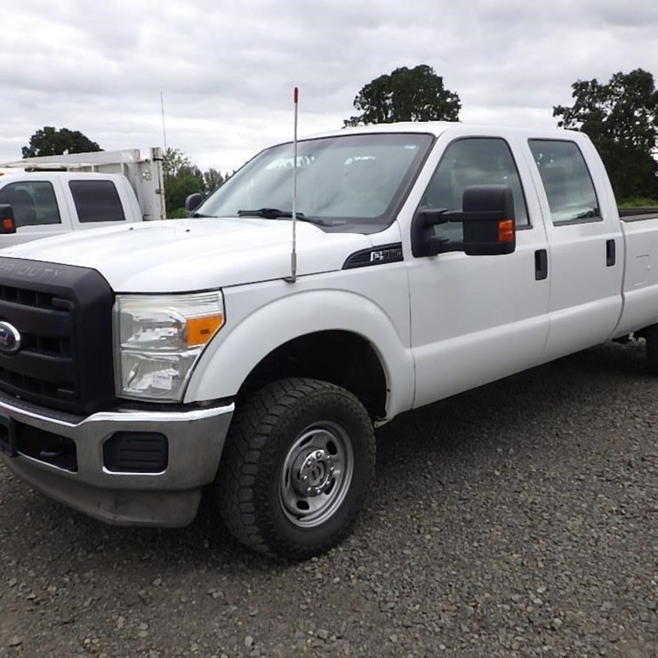 2011 FORD F350