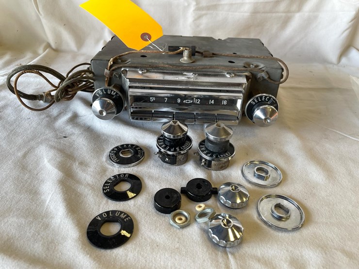 #5387-•-chevrolet-radio-(las-cruces,-nm)-image-1