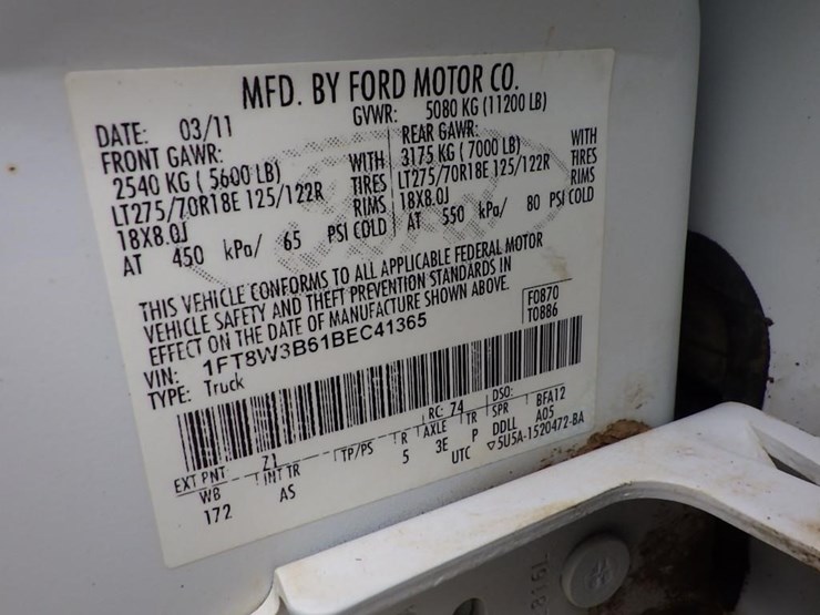2011-ford-f350-image-43