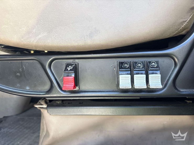 2007-international-9200i-image-15