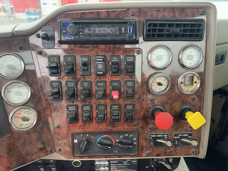 2015-international-9900i-image-24