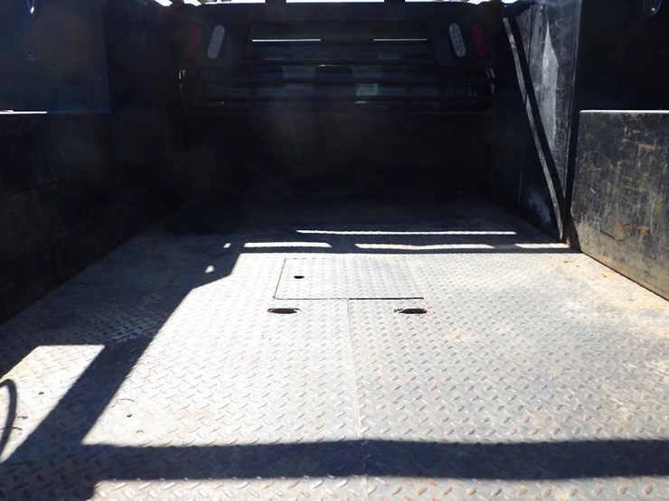 2014-ford-f350-image-9