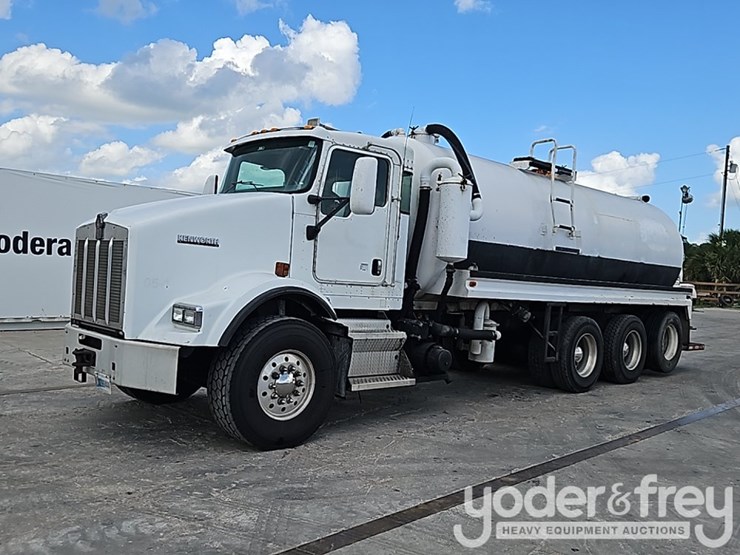 2005-kenworth-t800-image-1