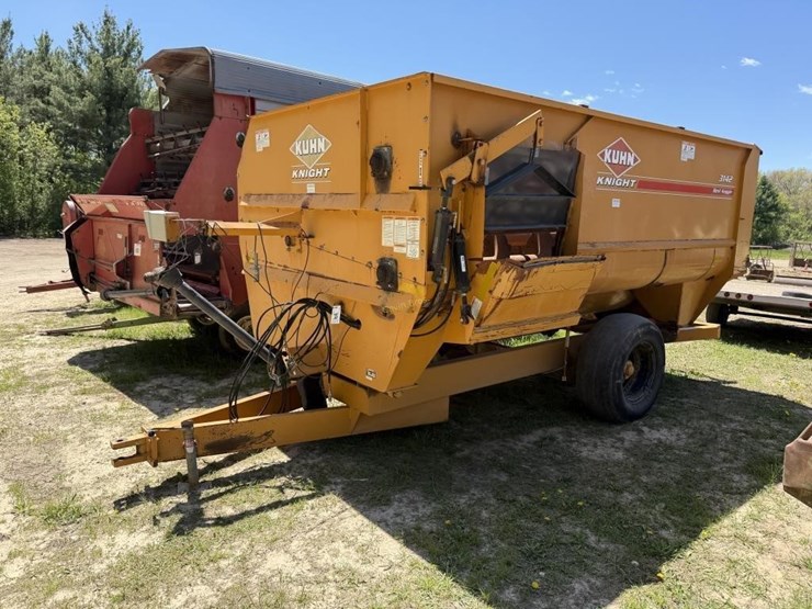kuhn-knight-3142-image-1