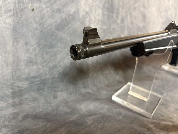 #10342-•-ruger-pc-carbine-9mm-luger-semi-auto-rifle,-sn:-914-32521-image-9