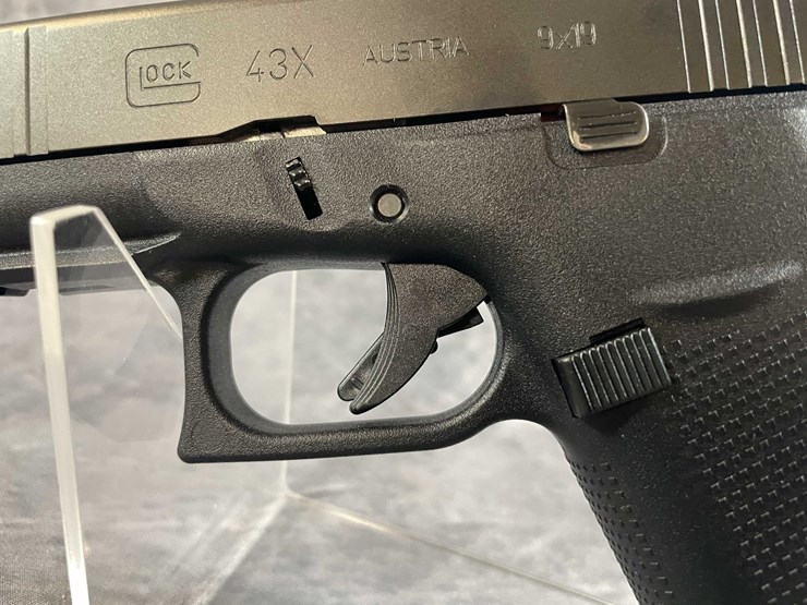 #10305-•-glock-43x-9mm-luger-pistol,-sn:-cfnd722-image-12