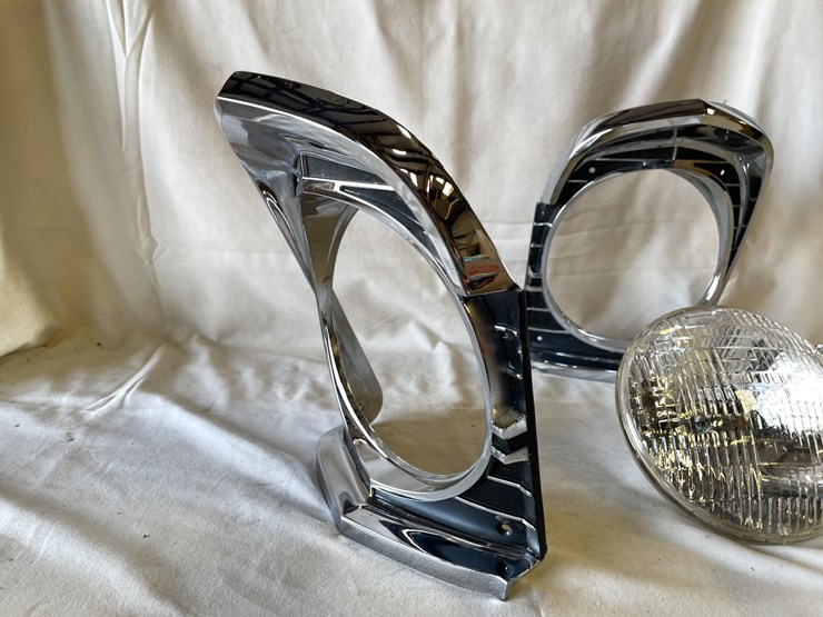 #5357-•-1967-chevrolet-nova-headlight-bezels,-lights-included-(las-cruces,-nm)-image-4