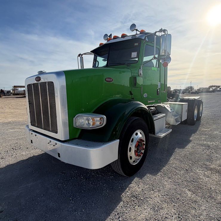 2021 PETERBILT 367