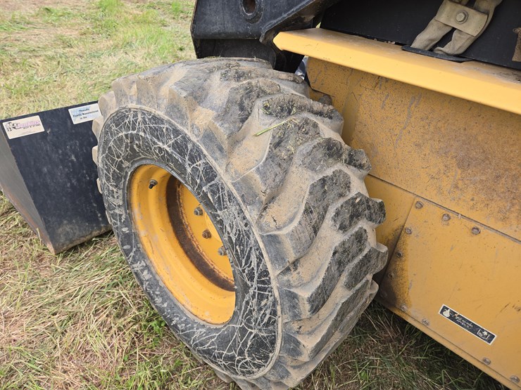 new-holland-lx985-image-25