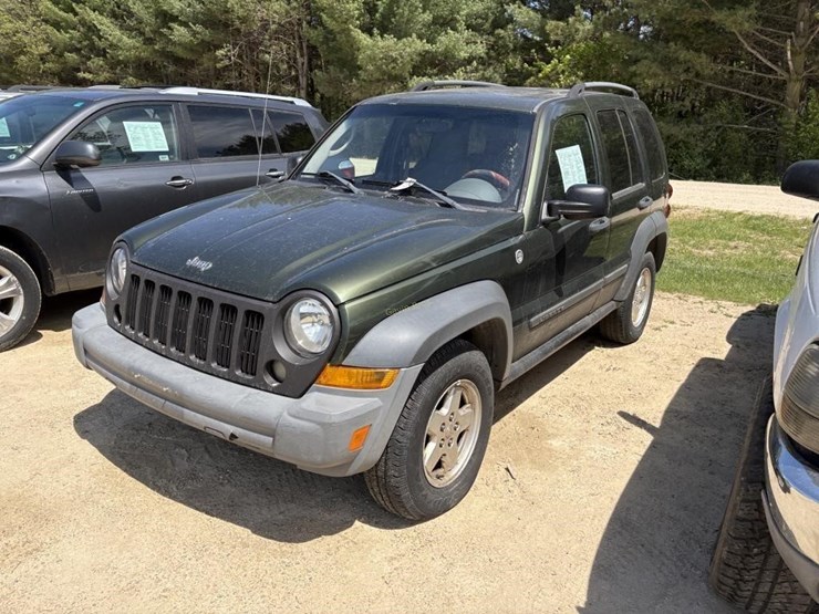 2006-jeep-liberty-image-1
