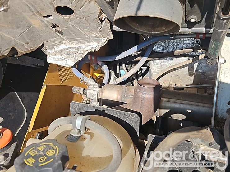 2024-deere-333g-image-30