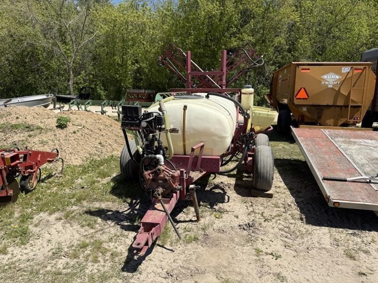 hardi-tr-500gal-sprayer-image-2
