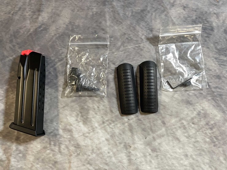 #10327-•-cz-p07-9mm-luger-pistol,-sn:-c530055-image-19