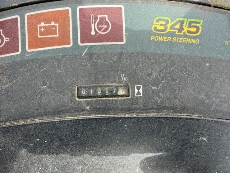 john-deere-345-image-7