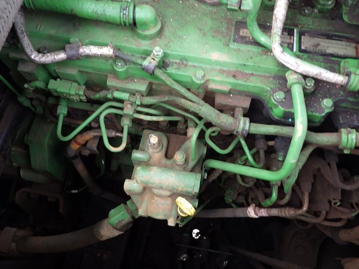 2017-deere-3754g-image-40