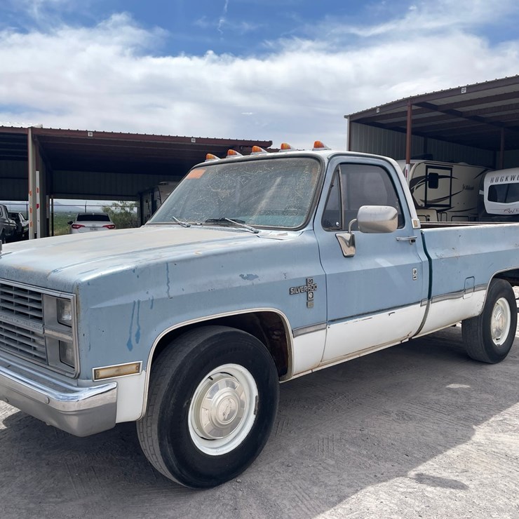 #521 • 1983 Chevrolet Pickup (Has NM Title) (Las Cruces, NM)