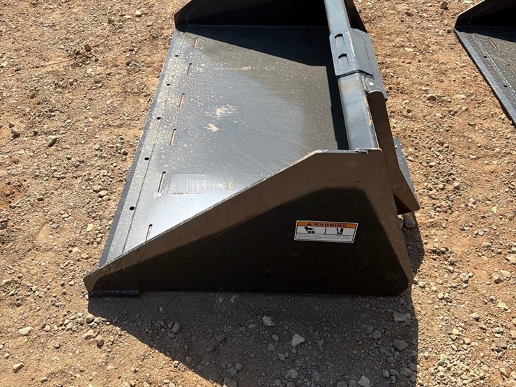 unused-wolverine-68-skid-steer-duty-bucket-image-3