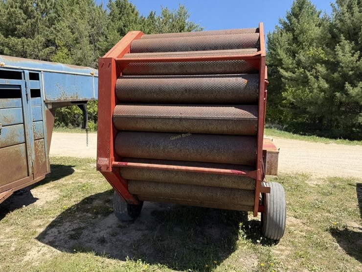omc-roll-baler-595-round-baler-image-6