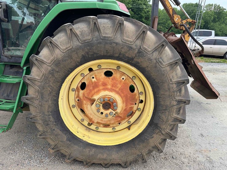 2000-john-deere-7410-image-20