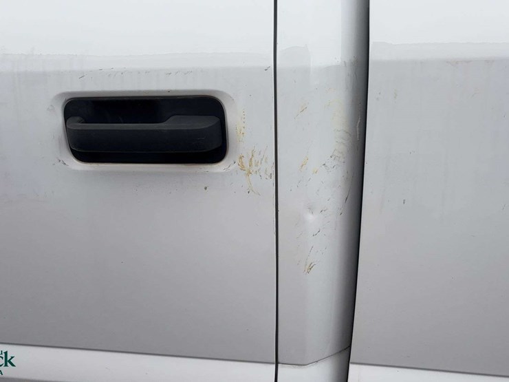 2016-ford-f150-image-24