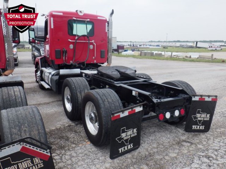 2023-kenworth-t680-image-13
