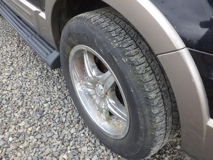 2003-ford-expedition-image-20