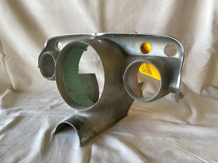 #5376-•-1957-chevrolet-bel-air-instrument-cluster-bezel-(las-cruces,-nm)-image-2