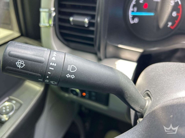 2023-ford-f250-image-14