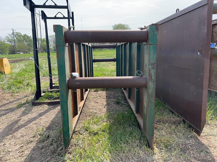 trenching-box-image-2