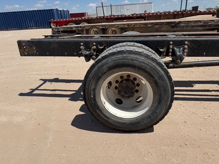 2008-freightliner-m2-cab-&-chassis-image-5