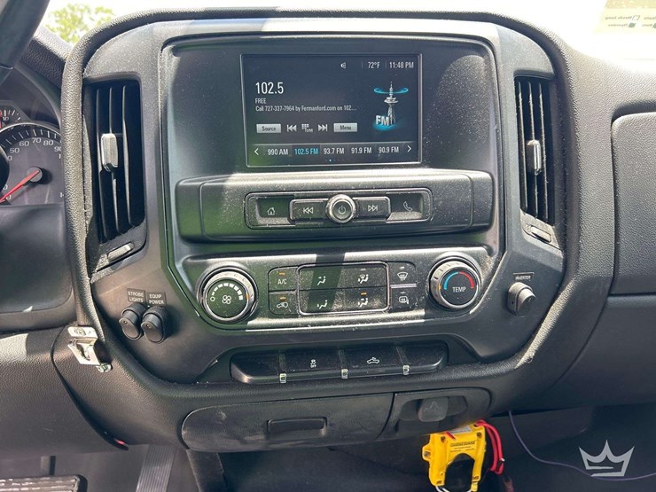 2019-chevrolet-silverado-1500-image-19
