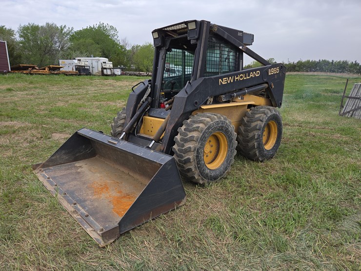 new-holland-lx985-image-2