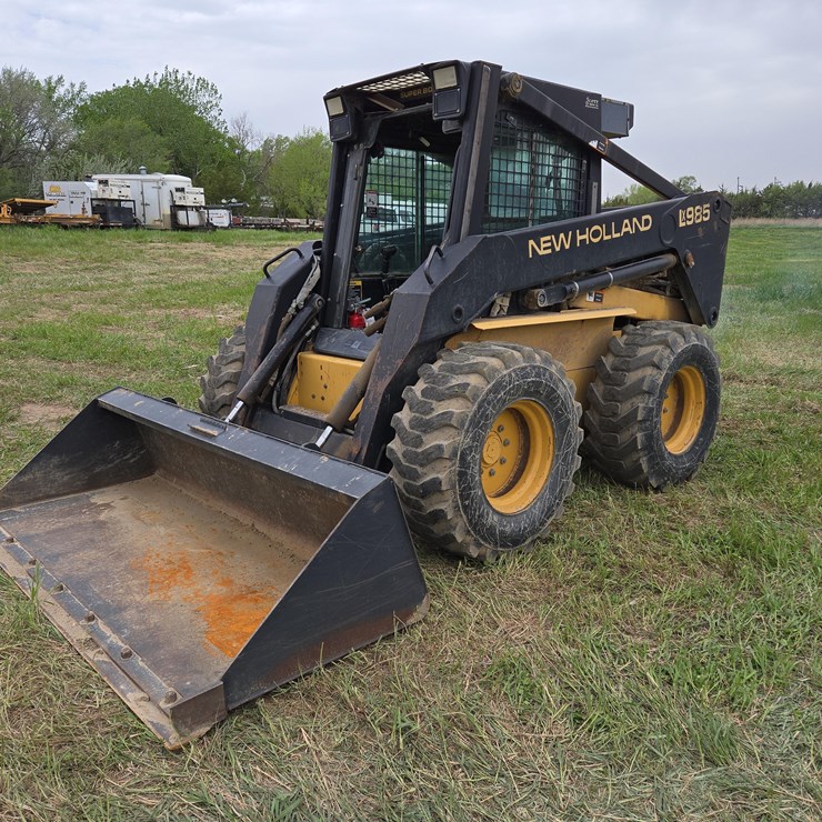 NEW HOLLAND LX985