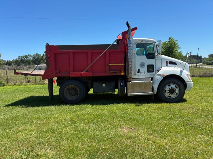 2012-kenworth-t370-image-4