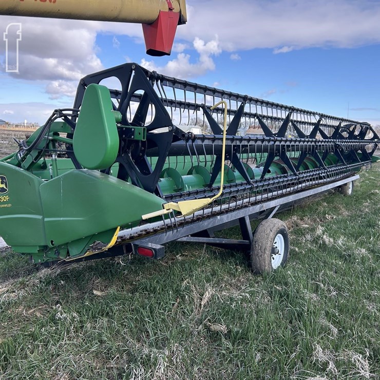 2007 JOHN DEERE 630F