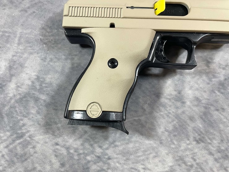 #10320-•-hi-point-c9-9mm-luger-pistol,-sn:-10169654-image-5