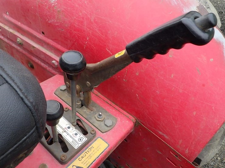 massey-ferguson-398-image-26